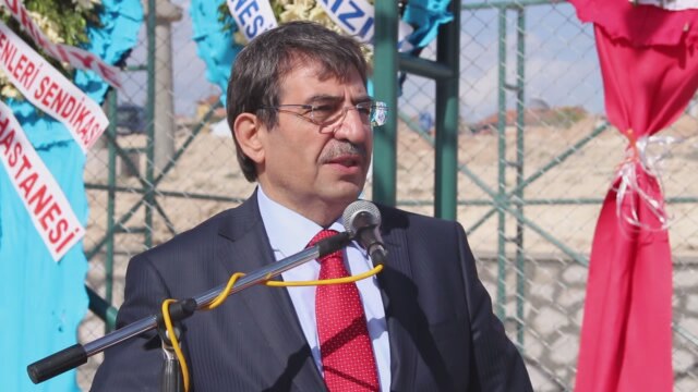 Çerve ve Şehircilik Bakanı İdris Güllüce Niğde'de açılışlara katıldı